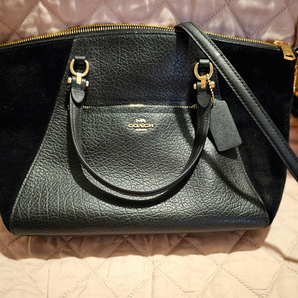Authentic Coach Prairie Satchel in genuine leather and suede